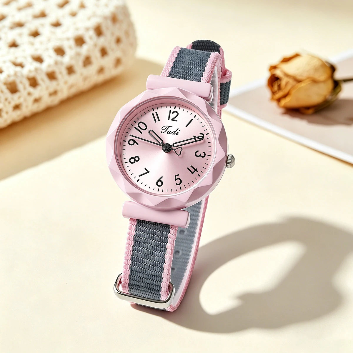 Ladies' Casual Sports Temperament Woven Quartz Watch Women Wristwatch
